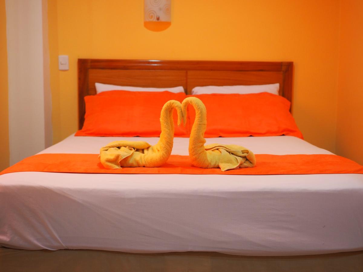 Hostal Espana Puerto Ayora  Esterno foto