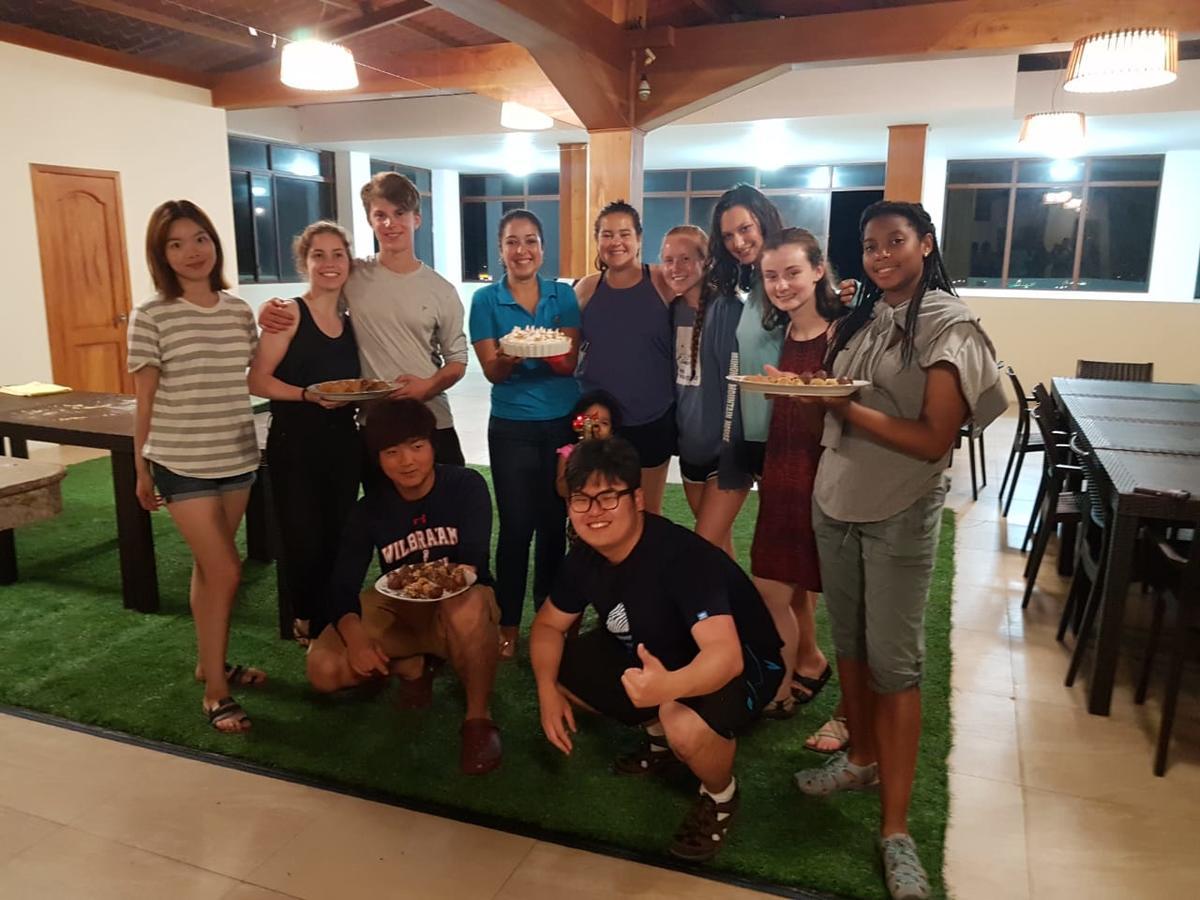 Hostal Espana Puerto Ayora  Esterno foto